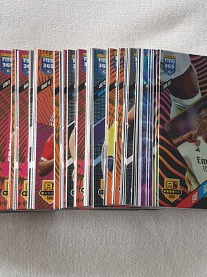 Panini ADRENALYN Fifa365 2023-24 cards like new, pack of 80