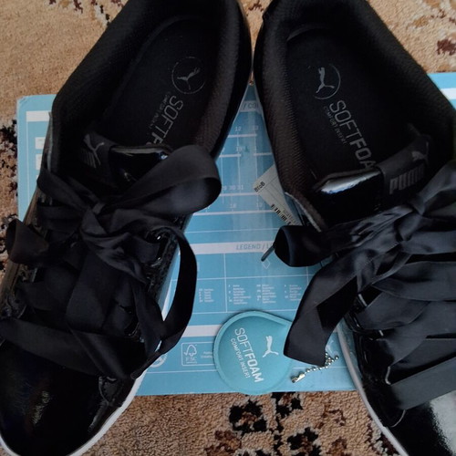 Puma Vikky Ribbon women's sneakers black, like new, size 39