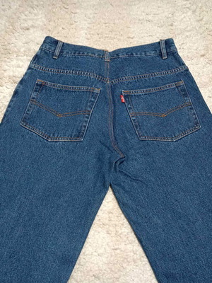 Τζιν παντελόνι Levi's γυναικείο σαν καινούργιο, μπλε, μέγεθος S