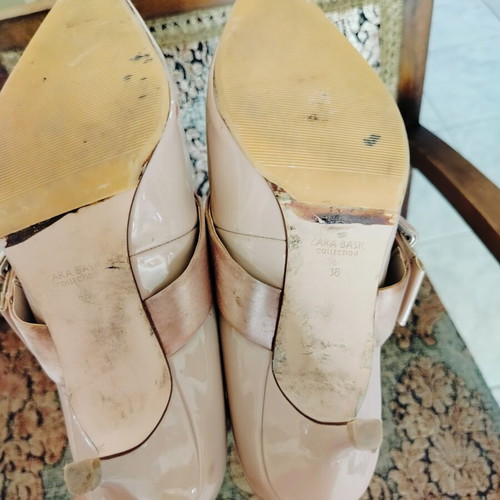 Zara beige patent leather heels size 38, 6 cm heel, like new
