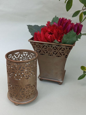 Decorative set Cache-pot and candle holder by Sia like new