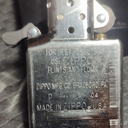 Zippo American Tradition lighter 2004, grey silver