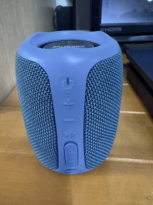 Creative Muvo Play waterproof Bluetooth speaker, blue