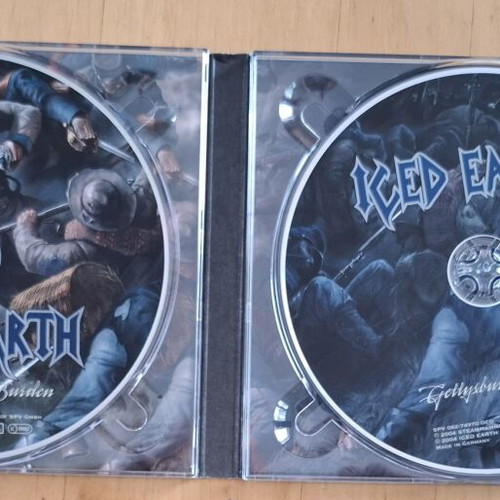 Iced Earth The Glorious Burden double CD like new with slipcase and booklet