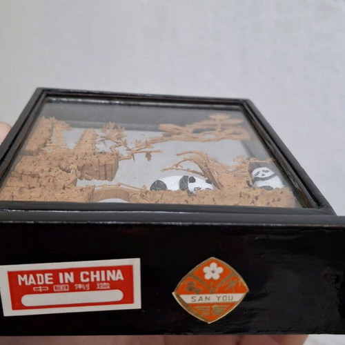 Vintage San You Chinese Diorama