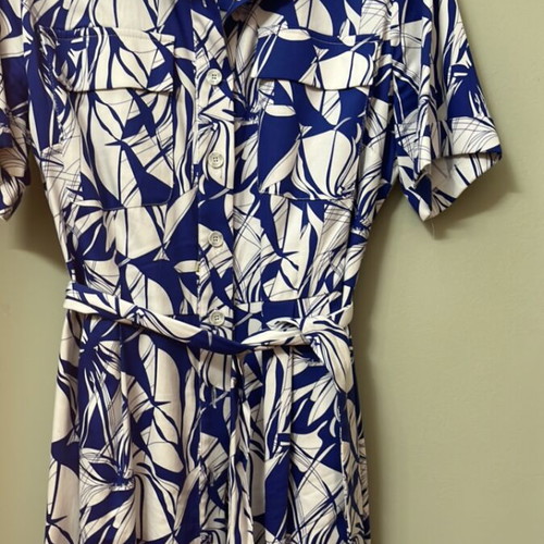Passager midi dress with collar, buttons and belt, like new, size L