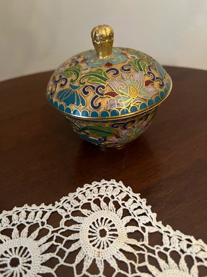 Vintage Chinese Cloisonné Bowl with Lid, enamel and brass