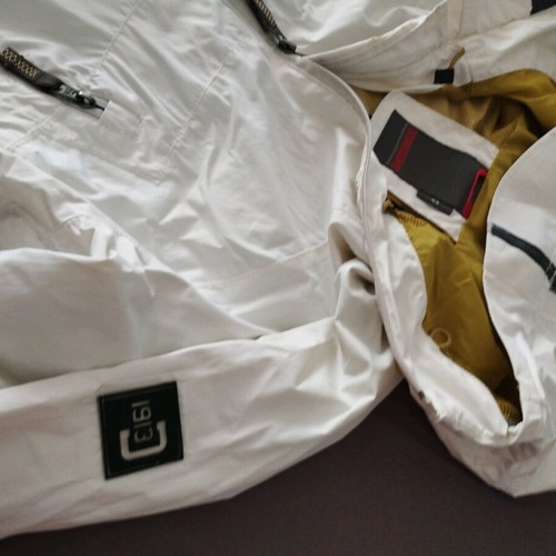 Didriksons unisex jacket white like new, size L