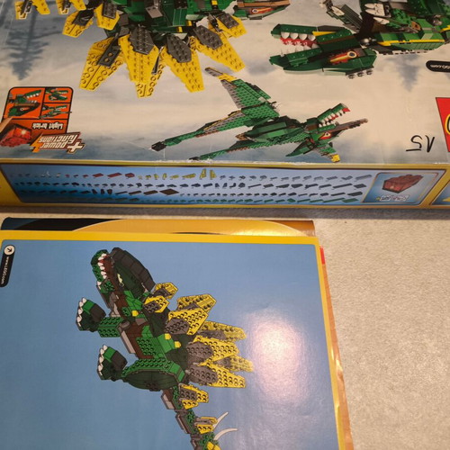 Lego Creator 4998 Stegosaurus used, complete with box and manuals