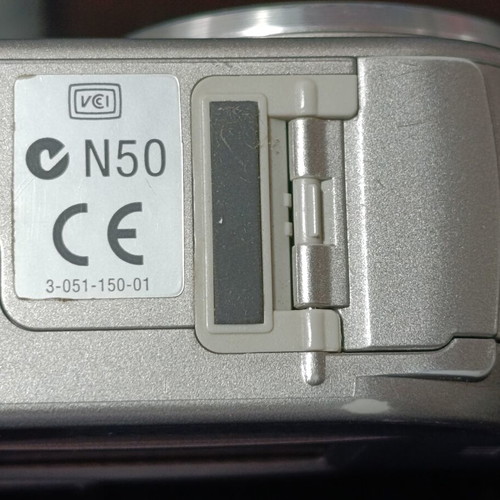 Sony Cyber-shot DSC-P92 digital camera used, 5.0 MP, 3x optical zoom