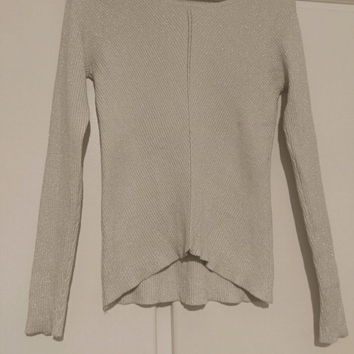 Women's knitted white blouse with metallic thread like new, size L