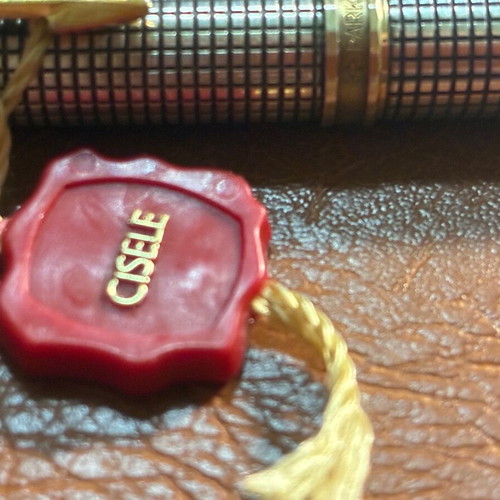 Parker 75 Ciselé pen used with grid pattern