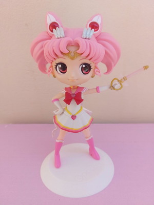 Q Posket Sailor Chibi Moon figure like new