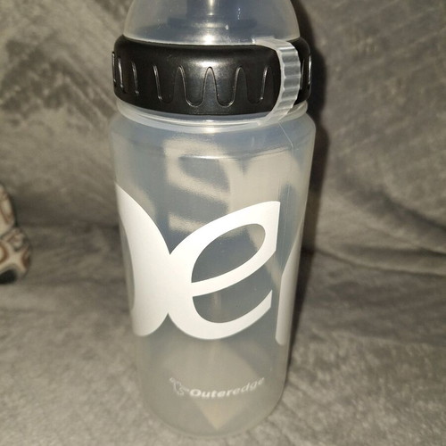 OuterEdge 600ml bicycle water bottle new with bottle holder