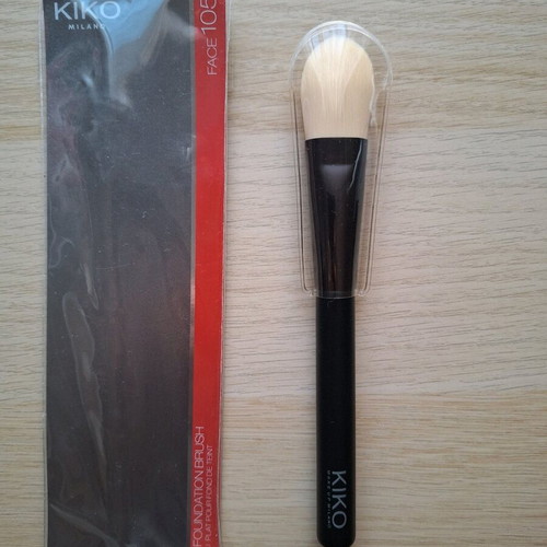 KIKO Milano Face 105 Foundation Brush new