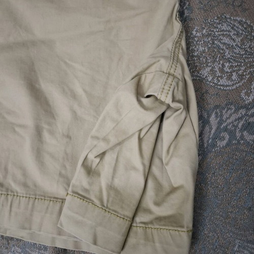 Aeropostale bermuda shorts like new, size M, beige