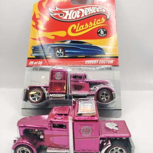 Chase 2009 Hot Wheels Classics Series 5 Convoy Custom #26/30 Pink new
