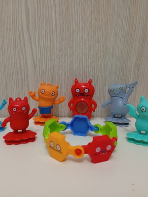 Kinder Surprise Joy Ugly Dolls Dave Darinko miniatures set used