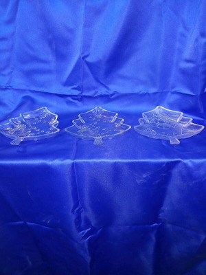 Christmas glass decorations like new, set of 3 for nuts and chocolates