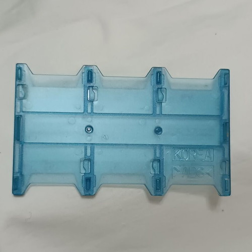 Olympus memory card case like new, transparent blue for 6 cards