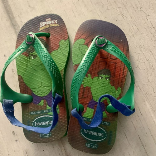 Havaianas Baby Marvel Sandals like new, size 25-26