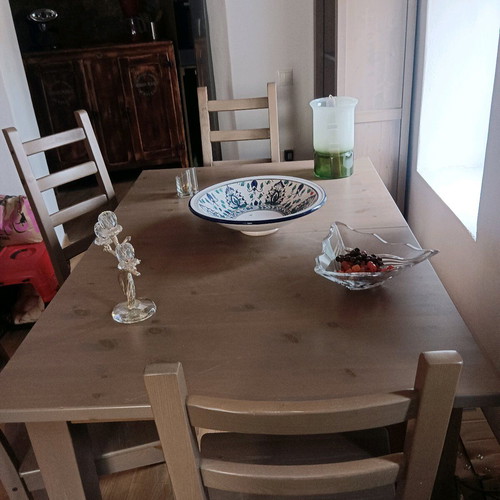 IKEA dining table like new with extension feature