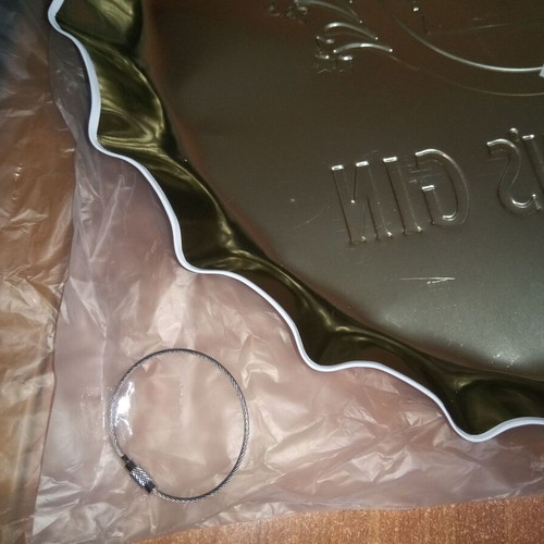 50% discount for today!! Huge decorative metal cap, in the shape of a beer cap