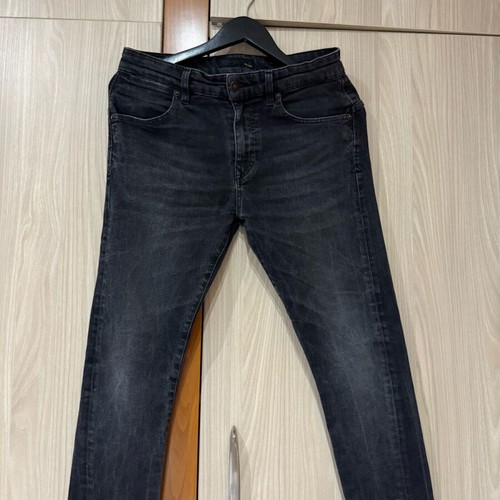 Staff men's black flex jeans medium like new