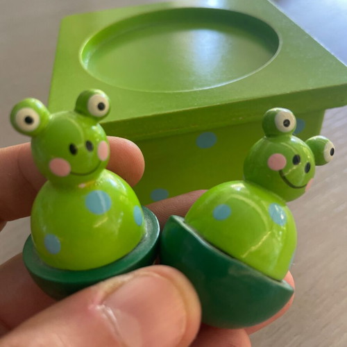 Wooden magnetic music box for children like new