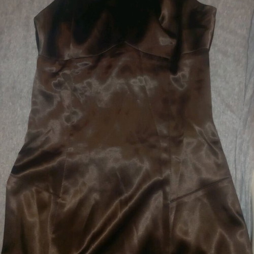 Vintage brown dress like new with flower brooch, size M
