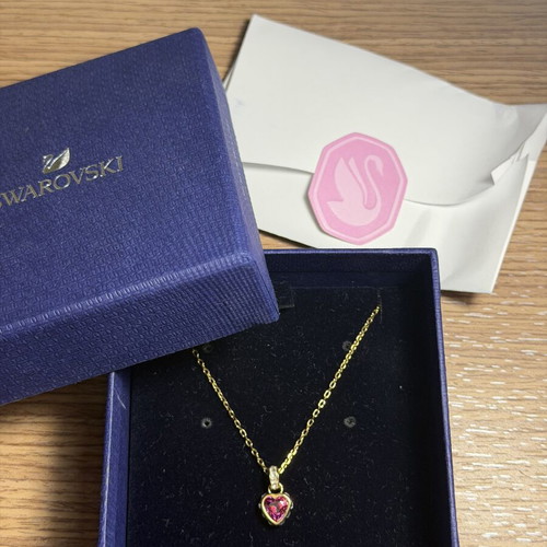 Swarovski necklace with gold tone and certificate