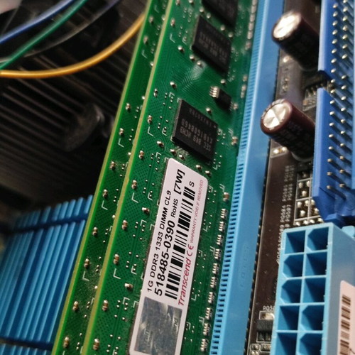 ASUS P5G41T-M (DDR3) with Core2Duo and 2GB RAM used