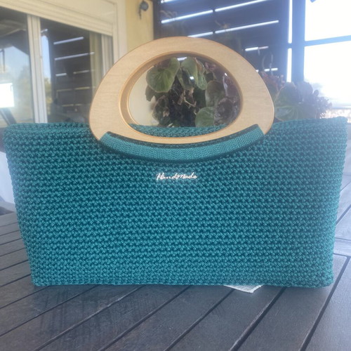 Handmade bag with horn handles, lined, green