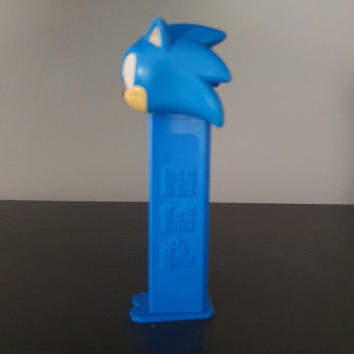 Pez Sonic Hedgehog dispenser used