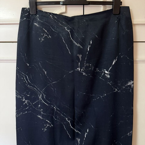 Zara midi satin skirt with marble print, like new, black, size L