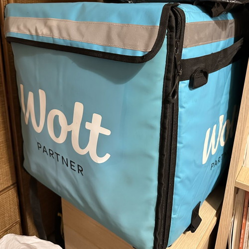 Wolt insulated delivery bag