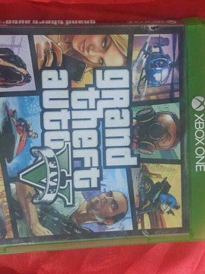 Grand Theft Auto Xbox One game like new