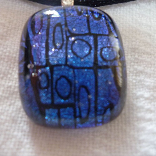 Pendant necklace made of dichroic glass like new, blue and black