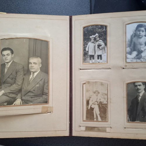 Antique Victorian photo album used, 31 authentic photos (1890-1940)