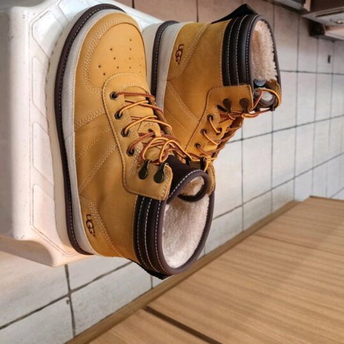 Ugg boots like new, orange, size 41