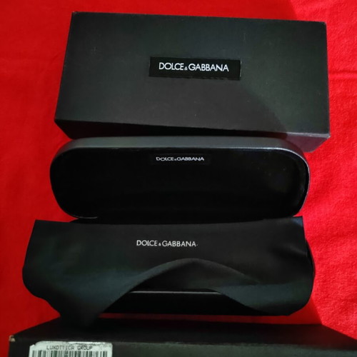 Dolce & Gabbana full glasses case set like new, black