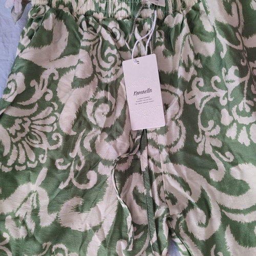 Women's Palazzo Pants new, sizes L and XL, white and green