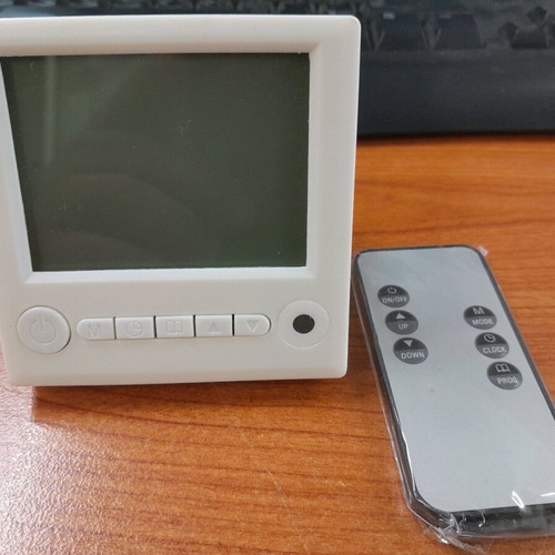Digital wall thermostat with white silicone and remote control new
