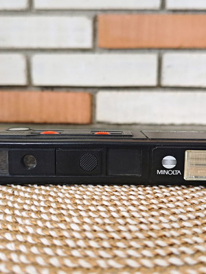 Minolta Pocket Autopak 430Ex vintage analog 110 film camera