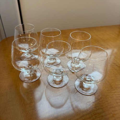 Set of 6 brandy glasses like new, classic elegant design