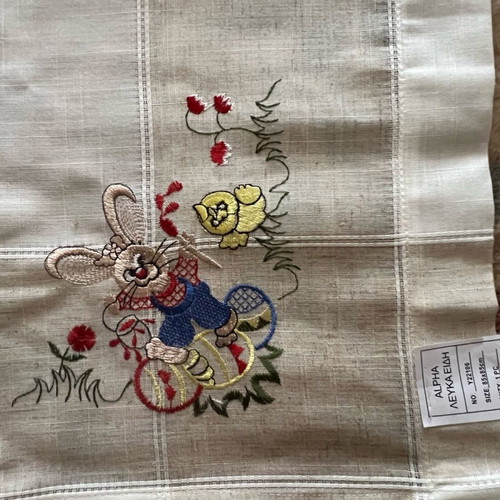 Easter tablecloth new with design 85x85 cm