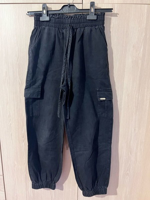 Doca cargo pants size S like new, faded black