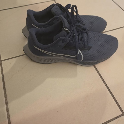 Nike Air Zoom Pegasus 38 athletic shoes used, size 46, gray and blue