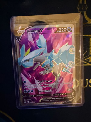 Kyurem V (LOR 174) card new condition