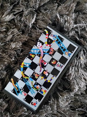 Snakes and Ladders Game like new with Magnetic Pieces and Dice
